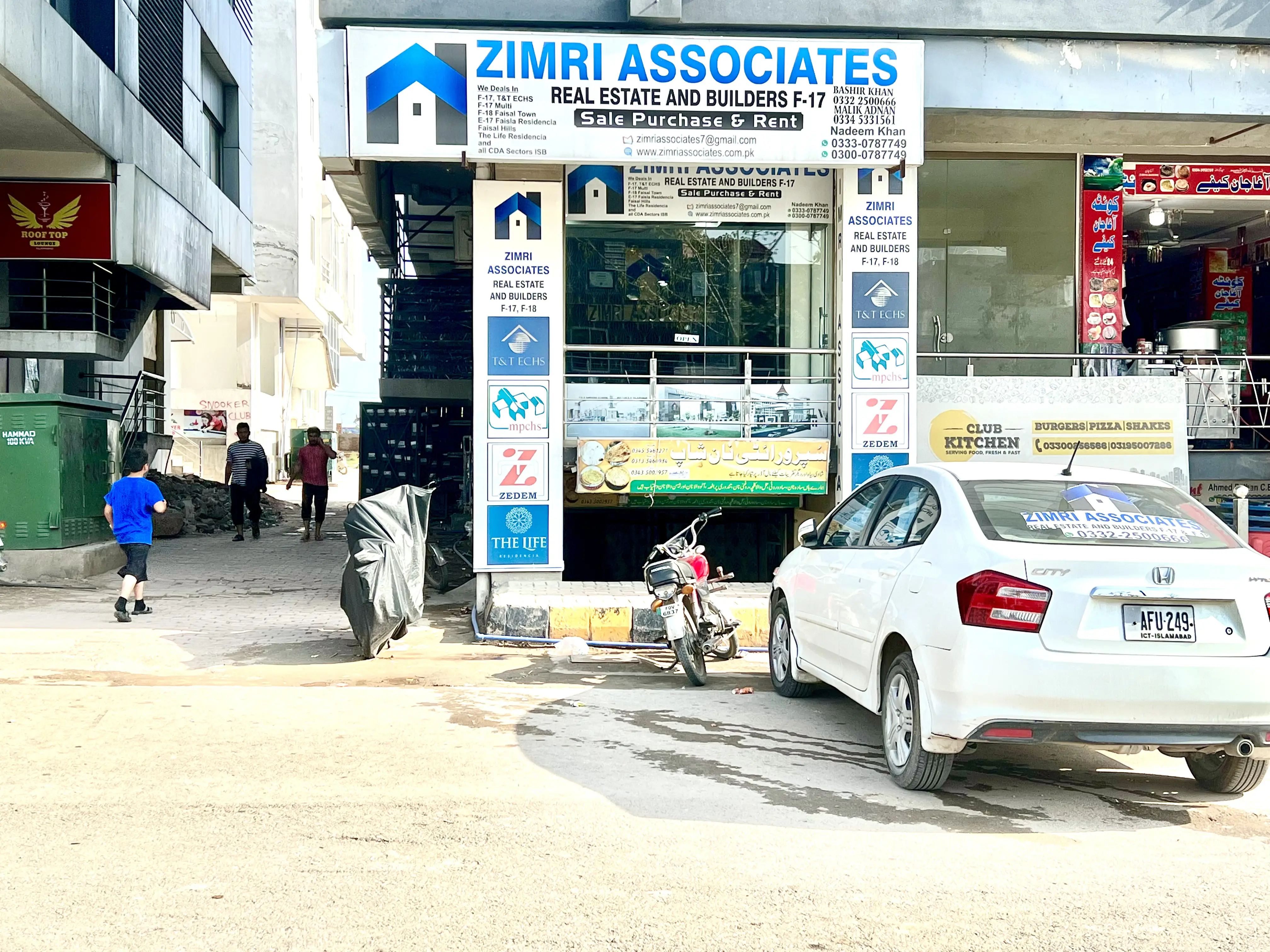 Zimri Associates office in f17